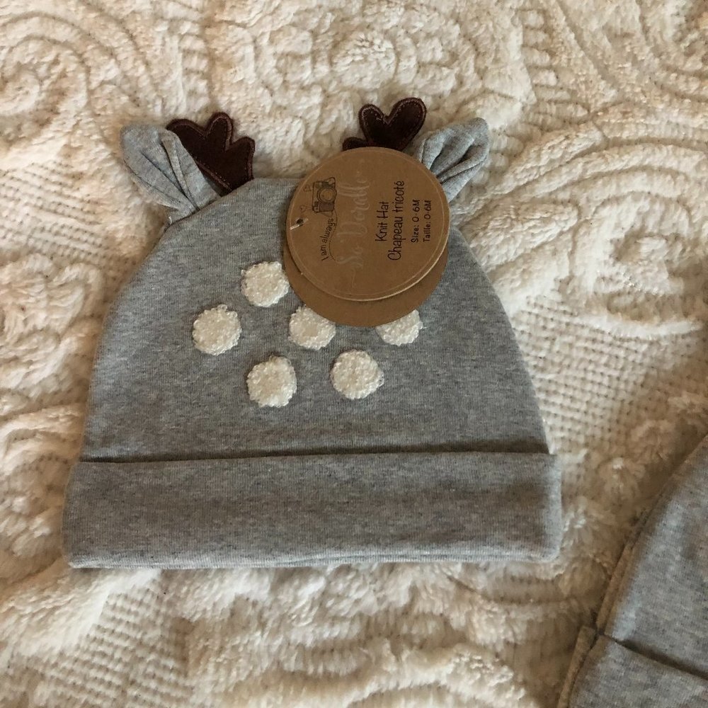 SO DORBLE REINDEER KNIT HAT SIZE 0-6 MONTHS